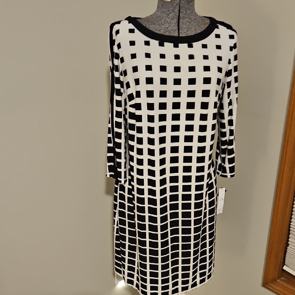 Sandra Darren geometric print shift dress